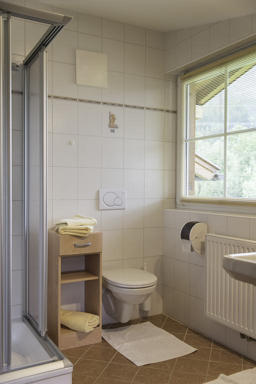 Gasthof Brentwirt Guest House Leogang Room photo
